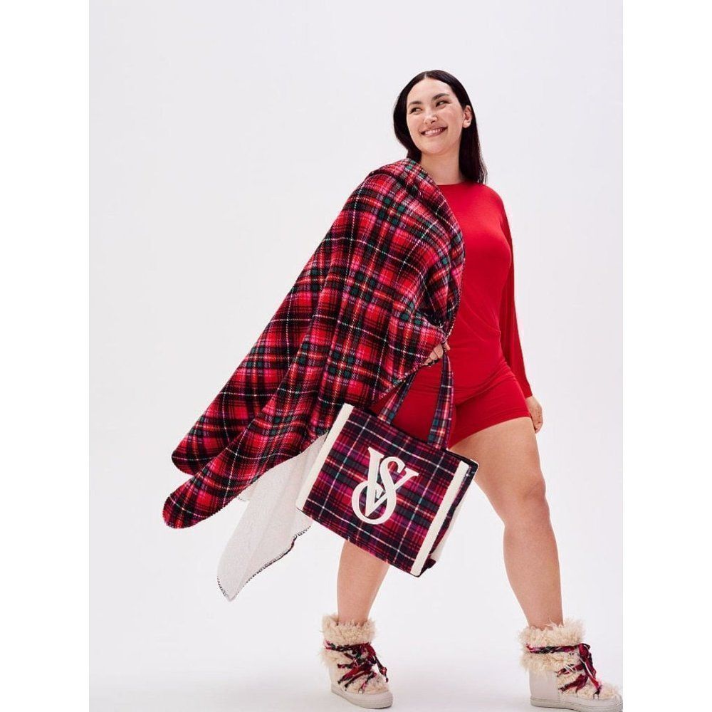 Victoria Secret Red Plaid Sherpa Blanket & Matching Tote Bag Bundle